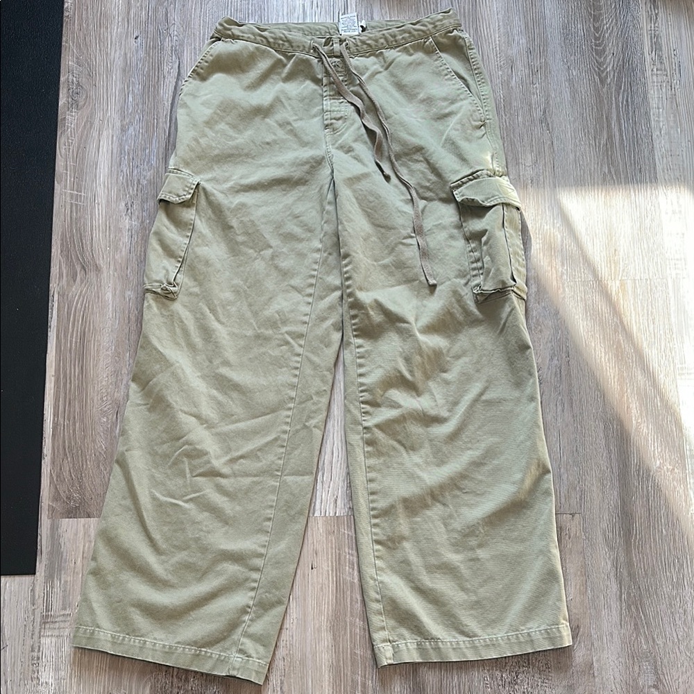 Women’s Vinatge Calvin Klein Cargo Pants